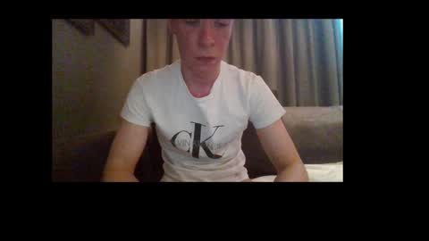 Snapshot of twink22cm_ chatting on 01-31-25, 03:11 Twink22cm online show from 01-31-25, 03:11