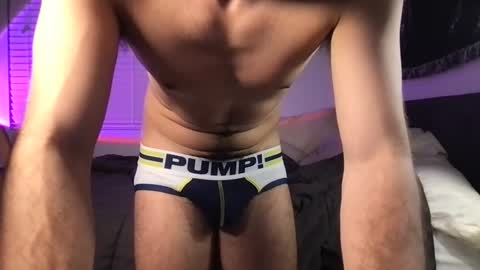 Snapshot of twink_boy98 chatting on 09-20-25, 04:35 twink_boy98 online show from 09-20-25, 04:35