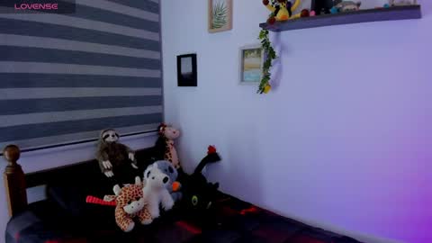 Snapshot of twink_dream__ chatting on 04-09-26, 11:32 jhony online show from 04-09-26, 11:32