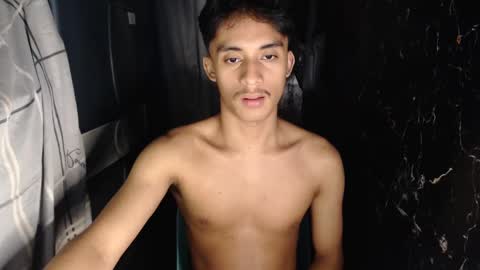 Snapshot of twink_hairyass69 chatting on 12-06-24, 04:38 Aladin online show from 12-06-24, 04:38