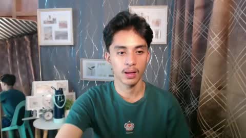 Snapshot of twink_hairyass69 chatting on 12-29-24, 08:00 Aladin online show from 12-29-24, 08:00