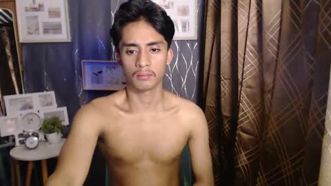 Snapshot of twink_hairyass69 chatting on 01-05-25, 03:55 Aladin online show from 01-05-25, 03:55