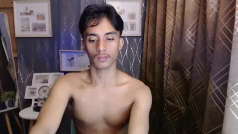 Snapshot of twink_hairyass69 chatting on 01-08-25, 05:59 Aladin online show from 01-08-25, 05:59