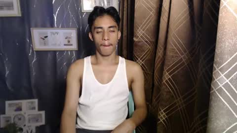 Snapshot of twink_hairyass69 chatting on 03-03-25, 05:29 Aladin online show from 03-03-25, 05:29