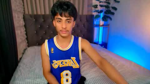 Snapshot of twink_hairyass69 chatting on 12-03-25, 11:52 Aladin online show from 12-03-25, 11:52