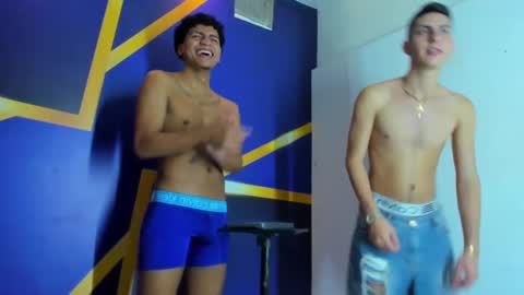 Snapshot of twink_scott19 chatting on 11-08-25, 01:55 twink_scott19 online show from 11-08-25, 01:55