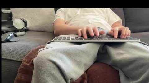 Tell me what to do online show from 02-22-26, 08:18