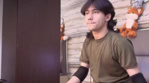 twinslovers_ online show from 05-26-26, 03:57