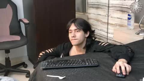 twinslovers_ online show from 06-06-26, 04:50