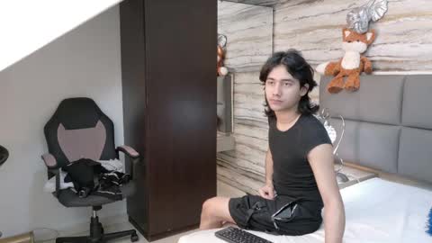 twinslovers_ online show from 06-09-26, 04:24