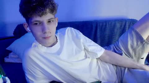 TwiShadow online show from 04-03-26, 01:09