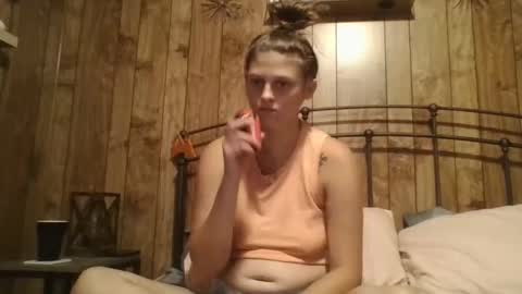 Snapshot of twizzler_twizzle chatting on 09-25-25, 02:26 twizzler_twizzle online show from 09-25-25, 02:26