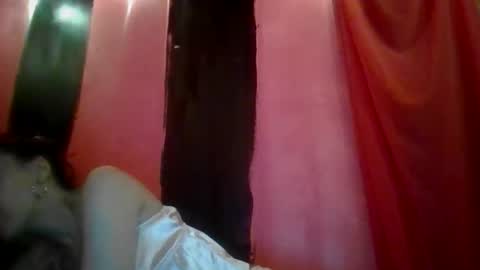 Snapshot of twizzytoxic22 chatting on 06-03-26, 12:46 twizzytoxic22 online show from 06-03-26, 12:46