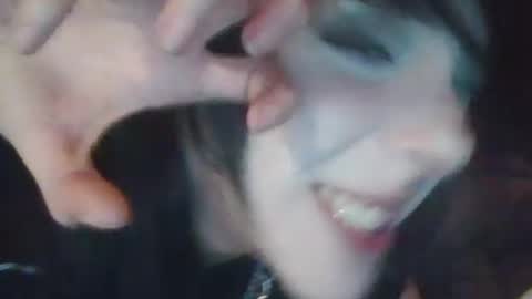Snapshot of twizzytoxic22 chatting on 06-17-26, 03:46 twizzytoxic22 online show from 06-17-26, 03:46