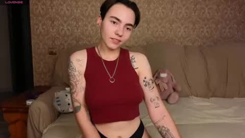 Welcome guys We Lili and Vic  PVT open online show from 06-18-26, 08:58