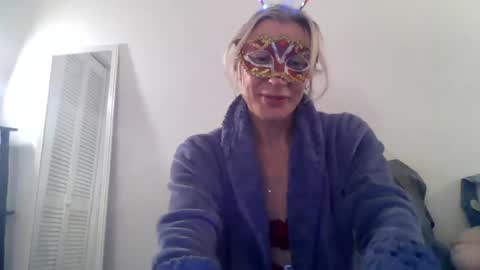 twoboobsonepenis online show from 06-20-26, 11:18
