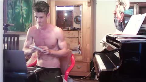 Snapshot of twoforallprivate chatting on 09-21-25, 07:59 TobeBritta online show from 09-21-25, 07:59