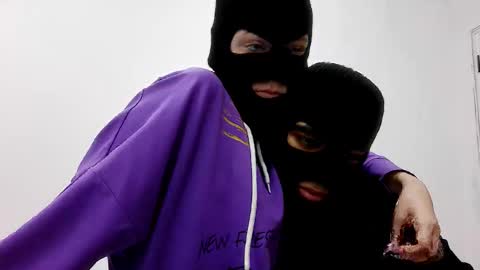 twoheartsonesoul_ online show from 02-22-26, 08:02