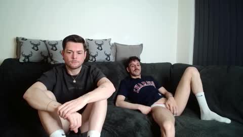 Snapshot of twotwinkhusbands chatting on 01-31-26, 09:46 RyanRowan online show from 01-31-26, 09:46