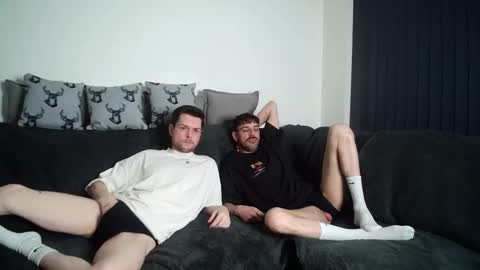 Snapshot of twotwinkhusbands chatting on 02-05-26, 07:29 RyanRowan online show from 02-05-26, 07:29