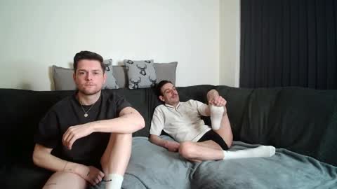 Snapshot of twotwinkhusbands chatting on 04-01-26, 08:28 RyanRowan online show from 04-01-26, 08:28