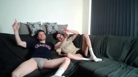 Snapshot of twotwinkhusbands chatting on 04-05-26, 06:16 RyanRowan online show from 04-05-26, 06:16