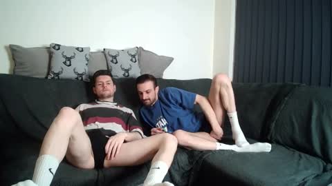 Snapshot of twotwinkhusbands chatting on 04-13-26, 08:58 RyanRowan online show from 04-13-26, 08:58