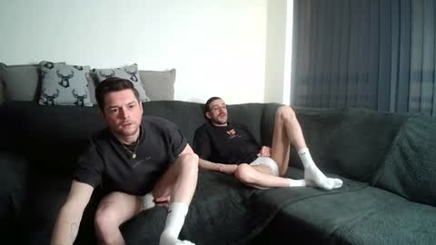 Snapshot of twotwinkhusbands chatting on 05-24-26, 07:19 RyanRowan online show from 05-24-26, 07:19