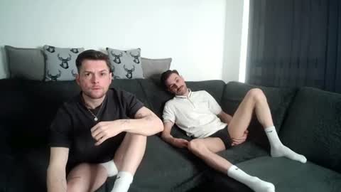 Snapshot of twotwinkhusbands chatting on 06-28-26, 07:20 RyanRowan online show from 06-28-26, 07:20