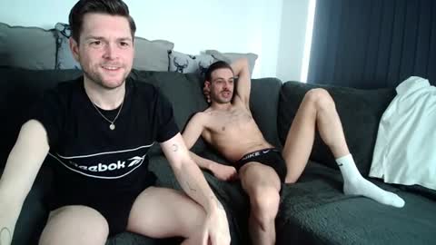 Snapshot of twotwinkhusbands chatting on 07-25-26, 01:41 RyanRowan online show from 07-25-26, 01:41