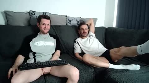 Snapshot of twotwinkhusbands chatting on 07-29-26, 12:25 RyanRowan online show from 07-29-26, 12:25