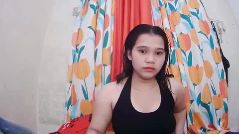 Snapshot of twowetcuties chatting on 02-23-25, 11:25 Lyn and lea online show from 02-23-25, 11:25