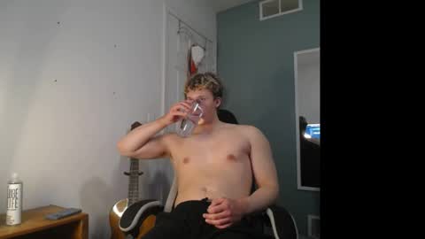 Snapshot of twunkaton chatting on 03-26-26, 05:29 twunkaton online show from 03-26-26, 05:29