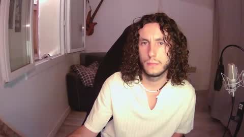 Snapshot of txandb666 chatting on 06-12-26, 02:05 txandb666 online show from 06-12-26, 02:05