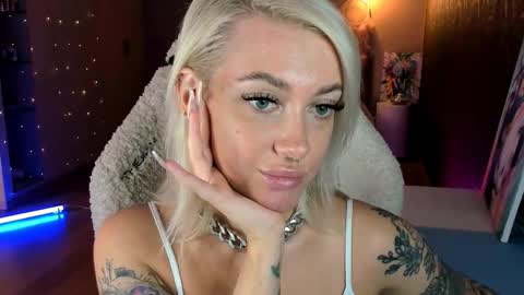 Miley online show from 03-21-26, 11:37