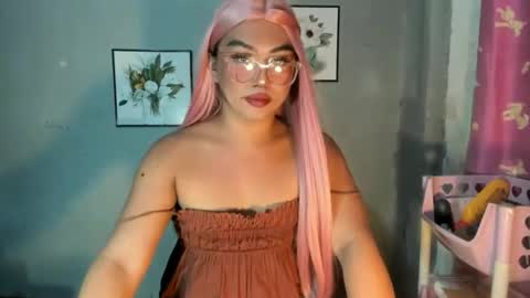 Tyla online show from 04-14-26, 03:56