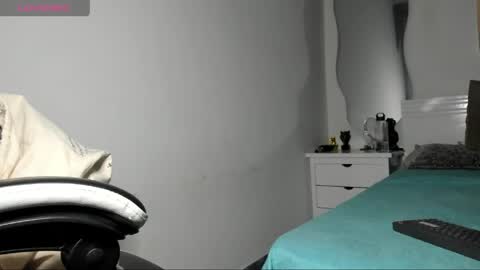 Snapshot of tyler_axel chatting on 05-18-26, 01:45 tyler_axel online show from 05-18-26, 01:45