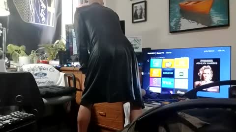 tyler_durdan_29 online show from 06-10-26, 09:19