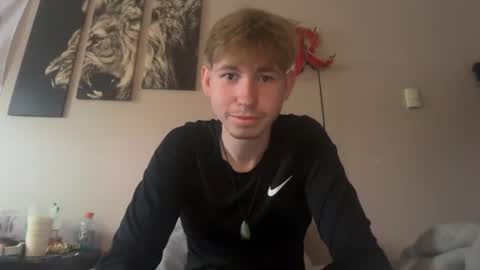 tyler_fox0 online show from 07-26-26, 02:31
