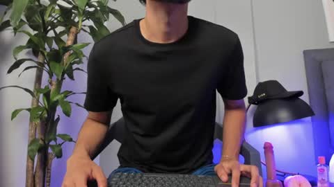 Snapshot of tyler_fox_ chatting on 07-16-26, 02:06 Tyler Fox online show from 07-16-26, 02:06