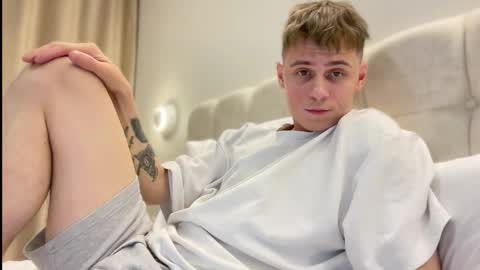 Snapshot of tyler_garrner chatting on 09-09-25, 03:33 tyler_garrner online show from 09-09-25, 03:33