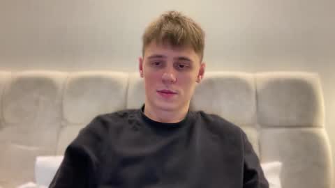 Snapshot of tyler_garrner chatting on 09-19-25, 12:23 tyler_garrner online show from 09-19-25, 12:23