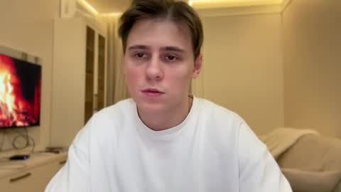 Snapshot of tyler_garrner chatting on 10-29-25, 02:30 tyler_garrner online show from 10-29-25, 02:30