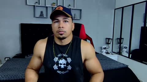 Snapshot of tyler_hank1 chatting on 12-29-24, 11:29 tyler_hank1 online show from 12-29-24, 11:29