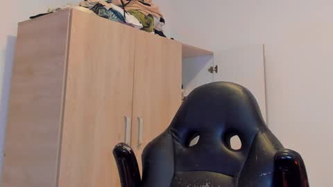     online show from 12-03-24, 06:38