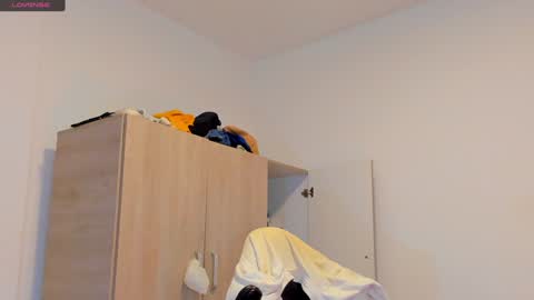     online show from 01-08-25, 08:38