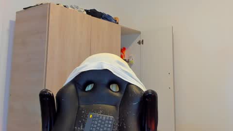     online show from 01-15-25, 09:02