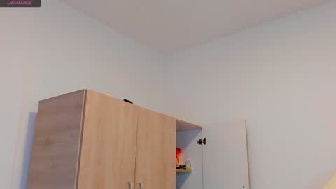     online show from 01-25-25, 06:57