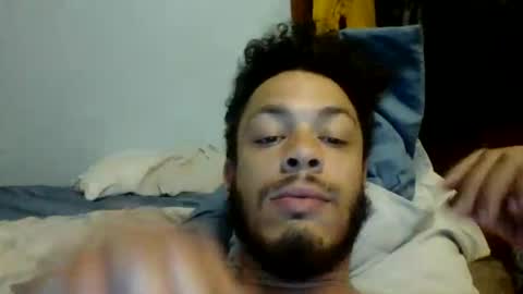 Snapshot of tylerburns318 chatting on 05-02-26, 04:39 tylerburns318 online show from 05-02-26, 04:39