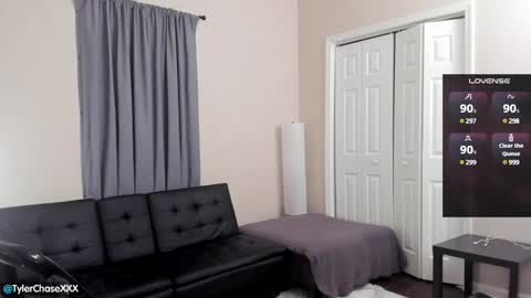 Snapshot of tylerchasexxx chatting on 01-29-25, 09:28 Tyler Chase online show from 01-29-25, 09:28